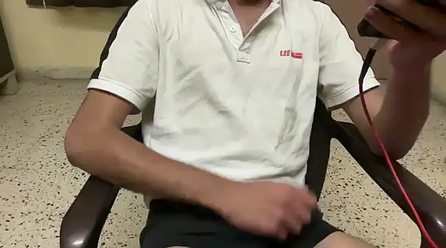 Snapshot of rahul_4u chatting on March 2025 06:55:02 PM rahul 4u online show from March 2025 06:55:02 PM