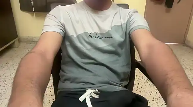 Snapshot of rahul_4u chatting on March 2025 09:56:02 AM rahul 4u online show from March 2025 09:56:02 AM