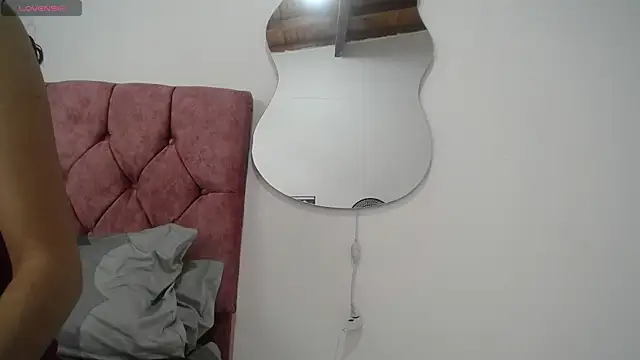 Snapshot of AMBER_LOVE22 chatting on January 2025 03:28:02 PM AMBER LOVE22 online show from January 2025 03:28:02 PM