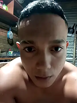 Snapshot of tayson_ chatting on January 2025 11:00:02 AM tayson online show from January 2025 11:00:02 AM