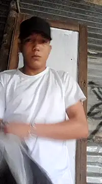 Snapshot of tayson_ chatting on January 2025 11:58:02 AM tayson online show from January 2025 11:58:02 AM