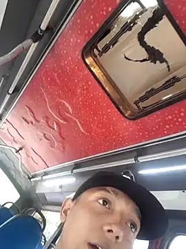 Snapshot of tayson_ chatting on January 2025 06:21:01 PM tayson online show from January 2025 06:21:01 PM