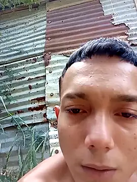 Snapshot of tayson_ chatting on January 2025 09:19:01 PM tayson online show from January 2025 09:19:01 PM