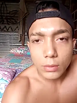 Snapshot of tayson_ chatting on February 2025 03:09:01 PM tayson online show from February 2025 03:09:01 PM