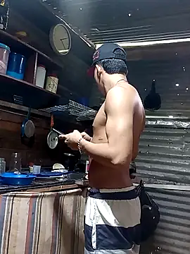 Snapshot of tayson_ chatting on February 2025 04:55:01 PM tayson online show from February 2025 04:55:01 PM