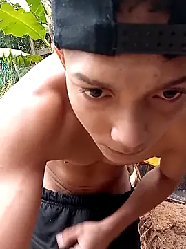 Snapshot of tayson_ chatting on March 2025 01:49:01 PM tayson online show from March 2025 01:49:01 PM