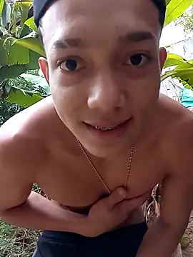 Snapshot of tayson_ chatting on March 2025 11:41:01 AM tayson online show from March 2025 11:41:01 AM