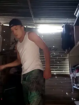 Snapshot of tayson_ chatting on October 2025 11:21:02 AM tayson online show from October 2025 11:21:02 AM