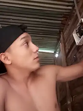 Snapshot of tayson_ chatting on October 2025 11:22:02 AM tayson online show from October 2025 11:22:02 AM