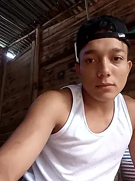 Snapshot of tayson_ chatting on October 2025 11:55:02 AM tayson online show from October 2025 11:55:02 AM