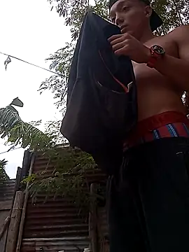 Snapshot of tayson_ chatting on October 2025 10:56:02 AM tayson online show from October 2025 10:56:02 AM