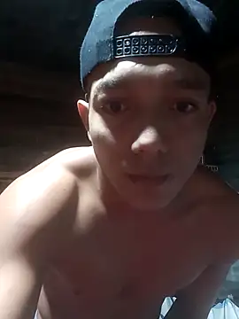 Snapshot of tayson_ chatting on March 2026 10:42:01 AM tayson online show from March 2026 10:42:01 AM