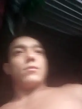 Snapshot of tayson_ chatting on April 2026 11:28:01 AM tayson online show from April 2026 11:28:01 AM