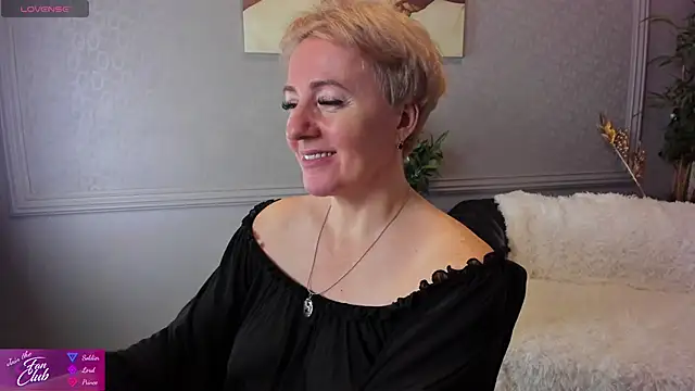 Nika Smit online show from December 2024 08:27:02 AM