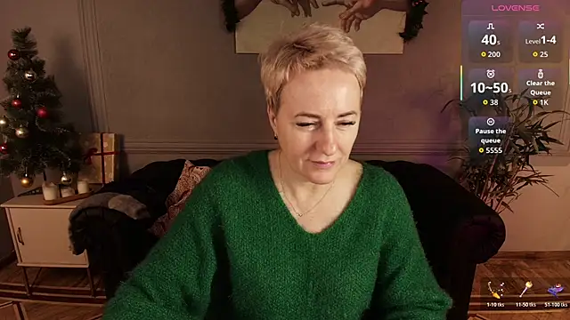 Nika Smit online show from December 2025 09:18:01 AM