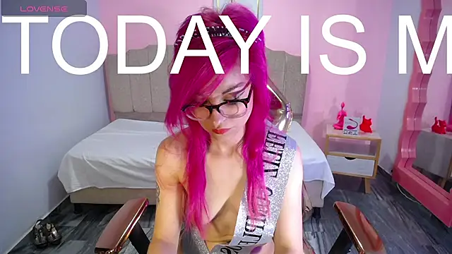 abril ch  online show from September 2025 10:52:02 AM