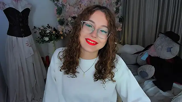 SereneFlame online show from November 2025 07:16:02 PM