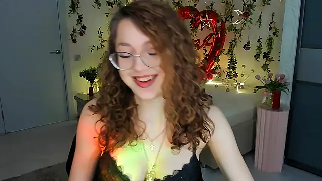 SereneFlame online show from February 2026 04:08:01 PM