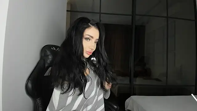 NancyLovee  online show from September 2025 10:28:01 AM