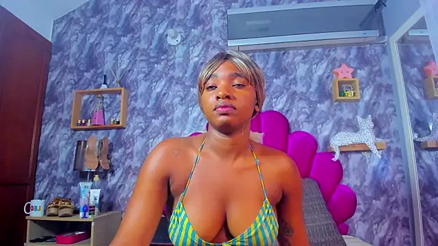 EMMAPARISS online show from July 2026 12:07:01 PM