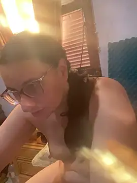 Snapshot of gloria7v05 chatting on March 2025 11:55:02 AM gloria7v05 online show from March 2025 11:55:02 AM