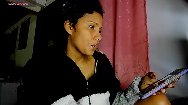 Snapshot of Nenita_Hot_ chatting on September 2025 07:37:02 PM Nenita Hot  online show from September 2025 07:37:02 PM