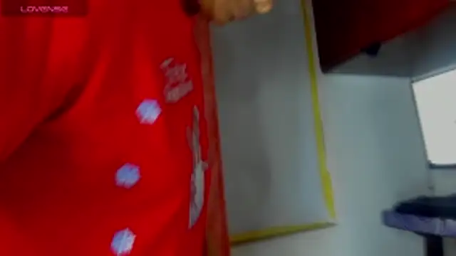 Nenita Hot  online show from December 2025 02:13:01 PM