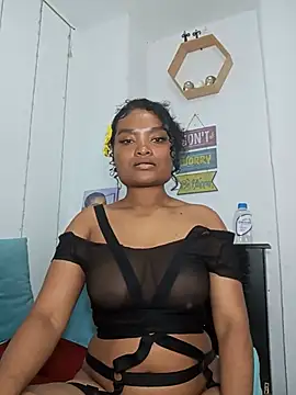 Snapshot of gianna_smith chatting on July 2026 05:44:02 AM gianna smith online show from July 2026 05:44:02 AM