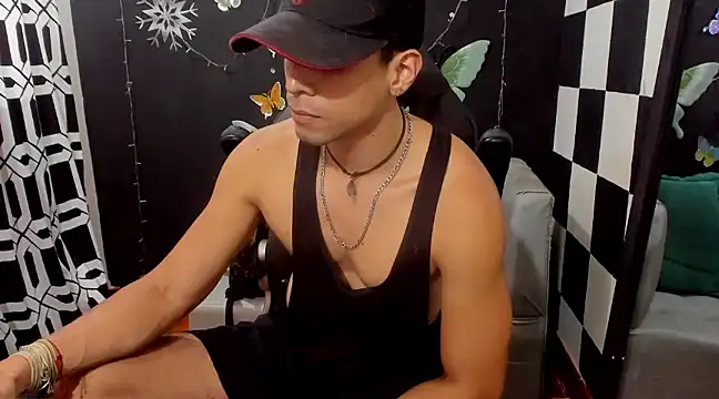 MikeRose94 online show from February 2025 06:54:01 PM