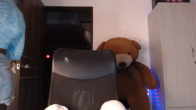 mistressbigcock777 online show from April 2026 03:40:02 AM