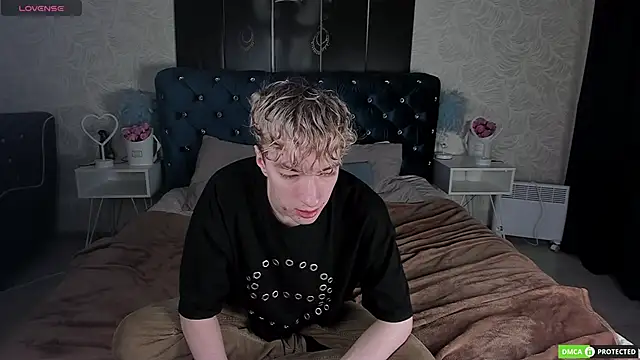 TrevorBenson online show from December 2025 03:04:01 AM