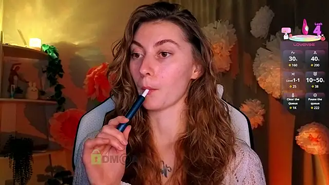 lady curls online show from April 2026 09:12:02 PM