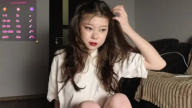 Snapshot of hoshina_sayeri chatting on April 2026 08:31:02 PM hoshina sayeri online show from April 2026 08:31:02 PM