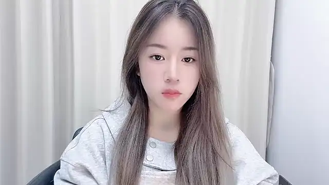 Snapshot of chloe-01 chatting on December 2024 12:00:01 PM chloe-01 online show from December 2024 12:00:01 PM