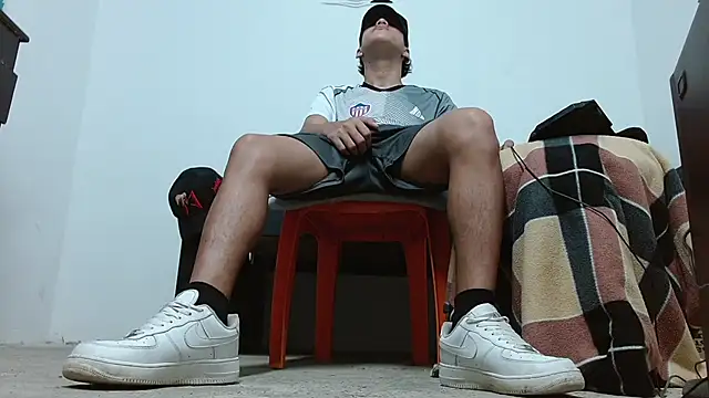 Macho Dom online show from April 2026 10:52:02 AM