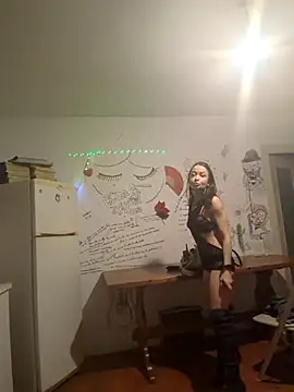 VanessaBraun online show from December 2025 02:43:02 AM