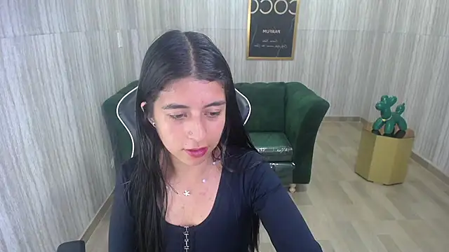 Snapshot of Bela_t_ chatting on December 2024 07:23:01 PM Bela t online show from December 2024 07:23:01 PM