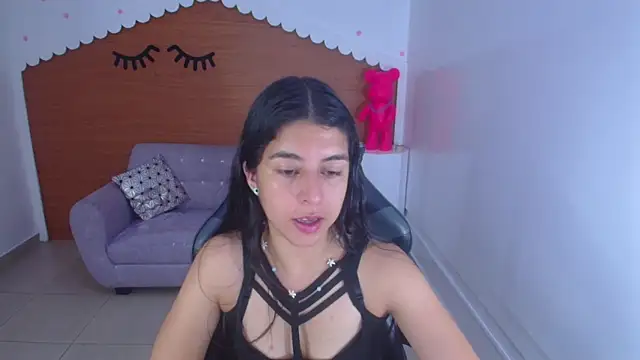 Snapshot of Bela_t_ chatting on December 2024 02:28:01 PM Bela t online show from December 2024 02:28:01 PM