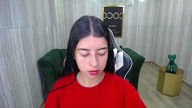 Snapshot of Bela_t_ chatting on December 2024 04:27:01 PM Bela t online show from December 2024 04:27:01 PM