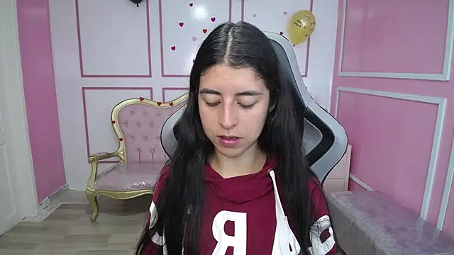 Snapshot of Bela_t_ chatting on January 2025 04:20:01 PM Bela t online show from January 2025 04:20:01 PM