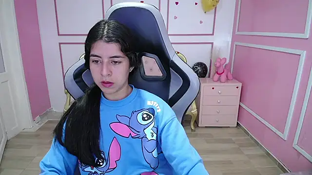 Snapshot of Bela_t_ chatting on January 2025 04:21:02 PM Bela t online show from January 2025 04:21:02 PM