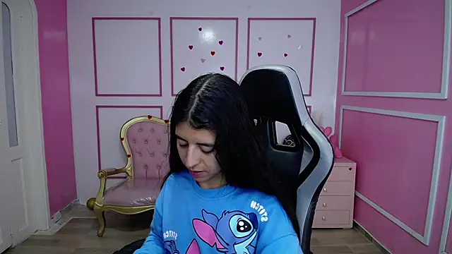 Snapshot of Bela_t_ chatting on January 2025 04:30:02 PM Bela t online show from January 2025 04:30:02 PM