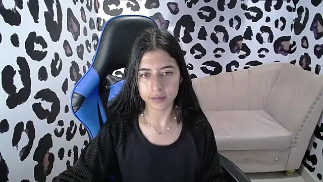 Snapshot of Bela_t_ chatting on February 2025 04:58:02 PM Bela t online show from February 2025 04:58:02 PM