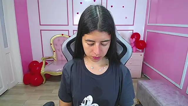 Snapshot of Bela_t_ chatting on March 2025 04:22:01 PM Bela t online show from March 2025 04:22:01 PM