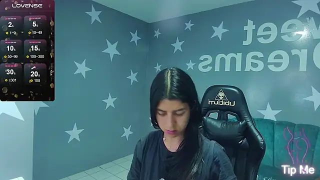 Snapshot of Bela_t_ chatting on March 2025 11:27:01 AM Bela t online show from March 2025 11:27:01 AM