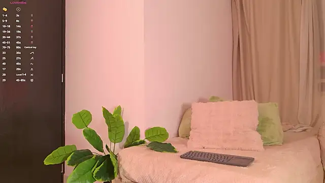 Lorena Vieira  online show from July 2026 12:35:02 AM