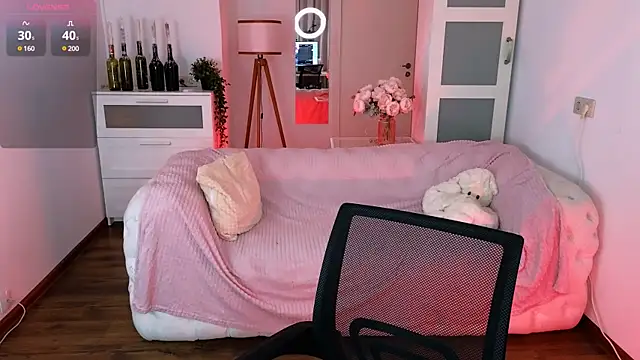 Snapshot of mei_honey_ chatting on December 2024 05:37:01 AM mei honey online show from December 2024 05:37:01 AM