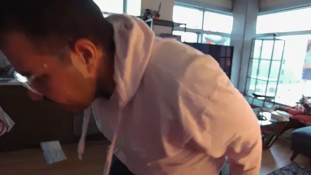 Snapshot of bearcloudcomputa chatting on December 2024 12:11:01 AM bearcloudcomputa online show from December 2024 12:11:01 AM