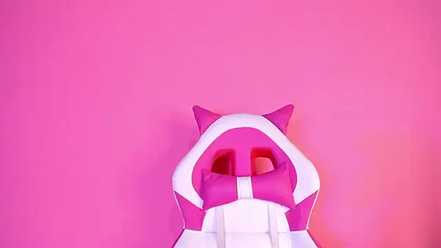 Mereo leona online show from December 2024 11:23:02 PM