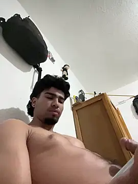 andy 0018 online show from February 2026 10:44:01 PM